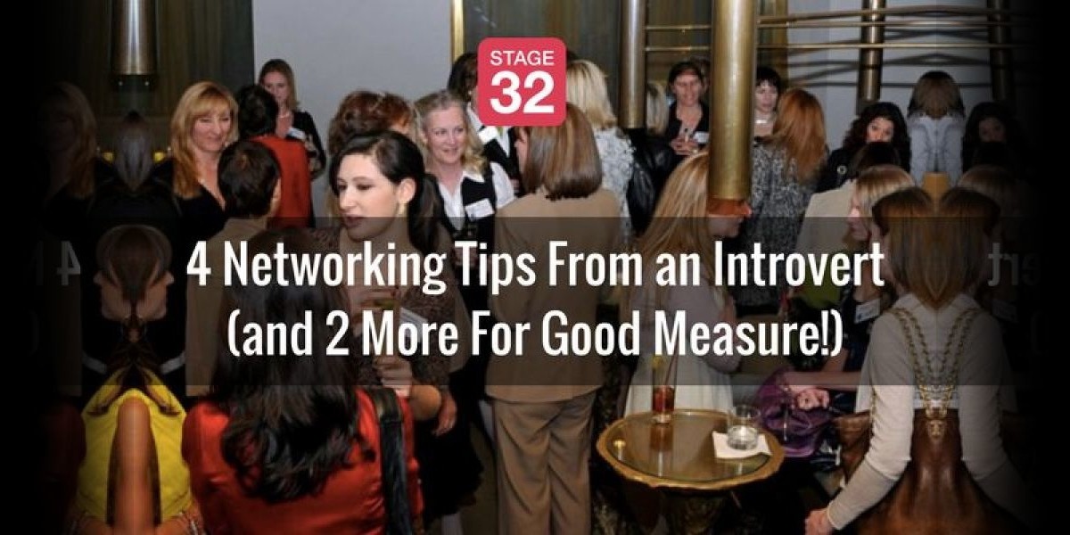 4 Networking Tips From an Introvert (and 2 More For Good Measure!)